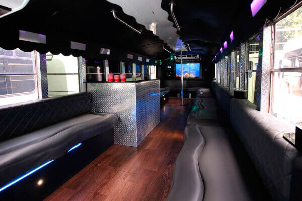 34 passenger party bus orlando